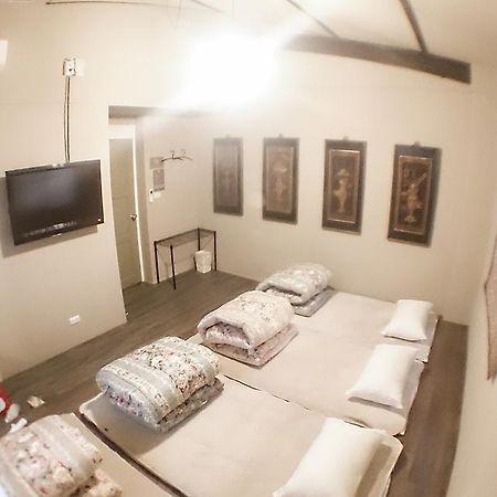 Feb Hostel 台南 エクステリア 写真